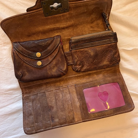 leather juicy couture wallet - Picture 9 of 12